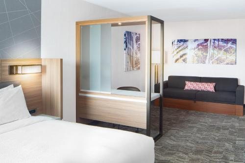 SpringHill Suites by Marriott Columbia near Fort Jackson — Guest room