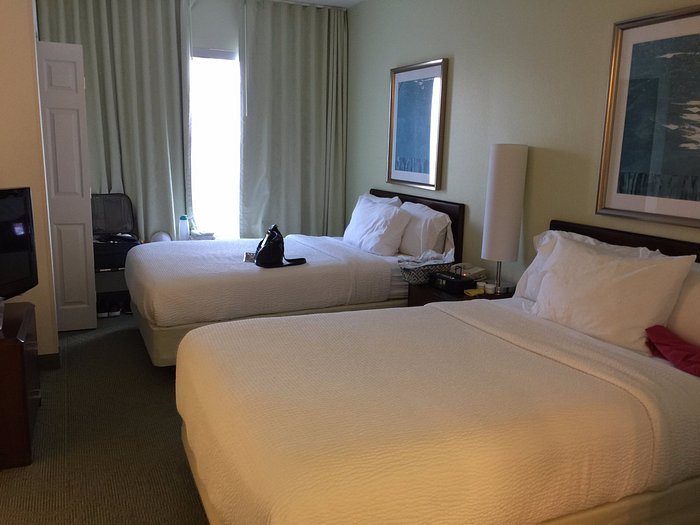 SpringHill Suites by Marriott Dallas Addison Quorum Drive — Guest room