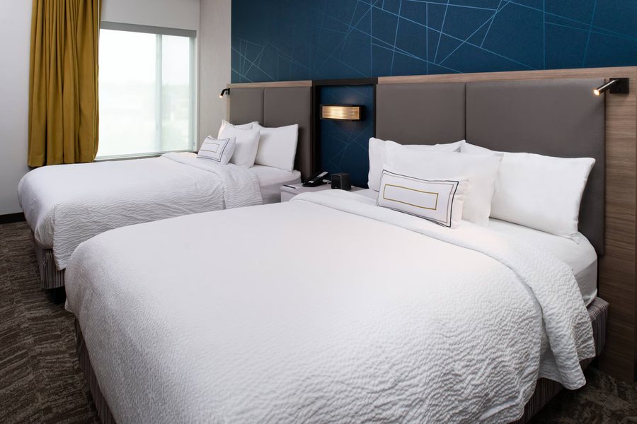 Springhill Suites by Marriott Elizabethtown — Guest room