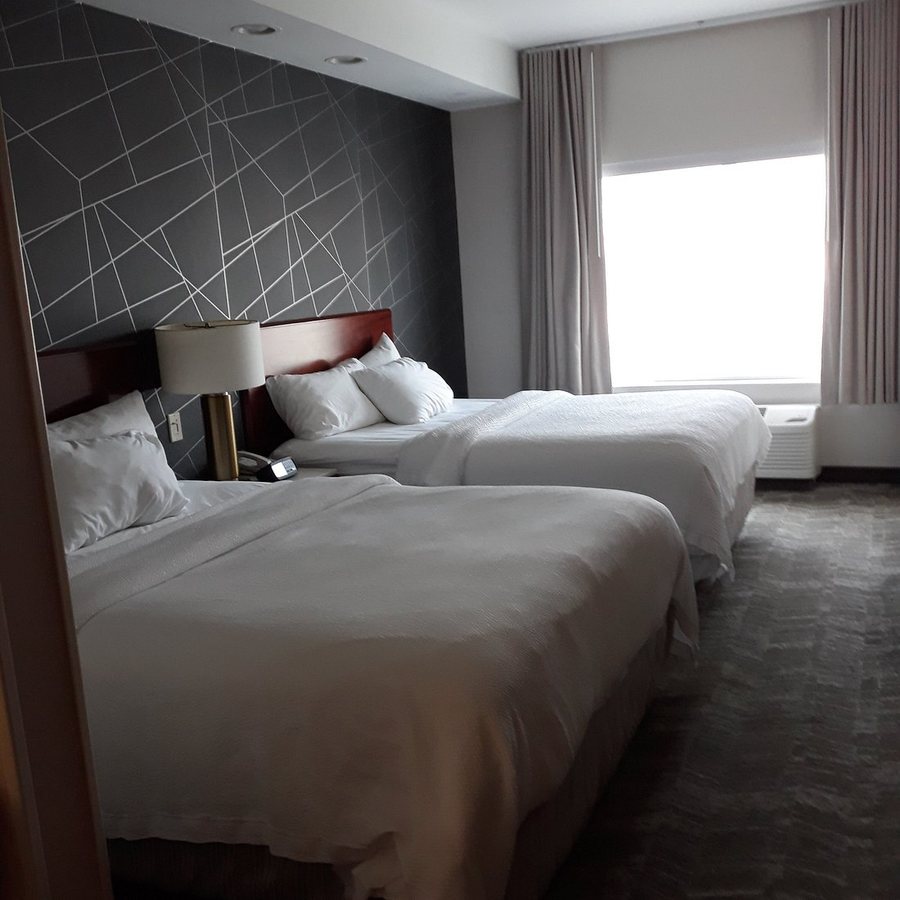 SpringHill Suites By Marriott Frankenmuth — Guest room