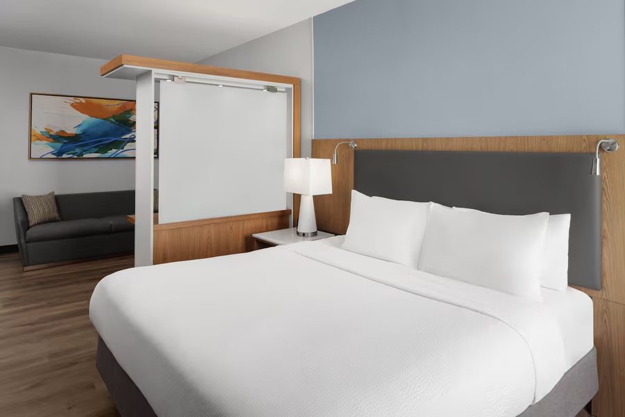 SpringHill Suites by Marriott Houston I 45 North — Guest room