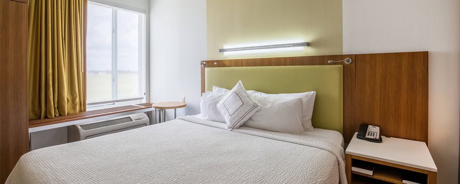 Springhill Suites by Marriott Houston Rosenberg — Guest room