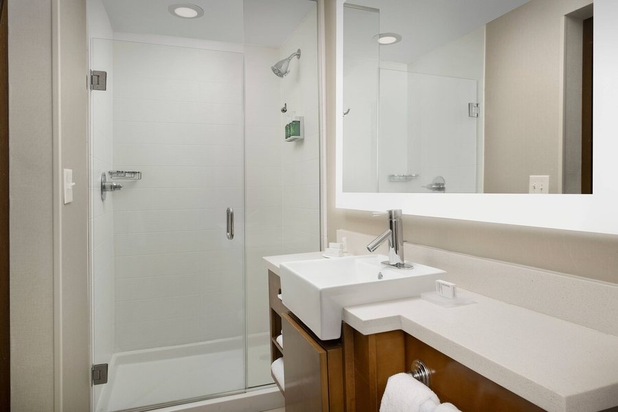 SpringHill Suites by Marriott Jackson Hole — Bathroom