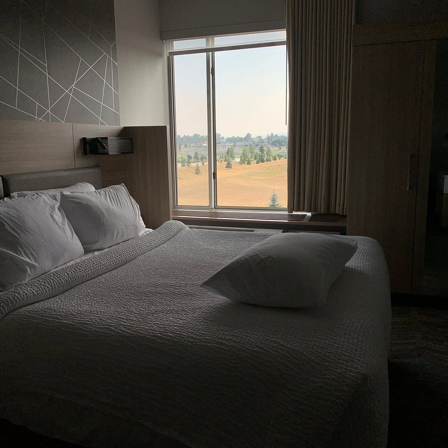 SpringHill Suites by Marriott Kalispell Kalispell Montana — Guest room