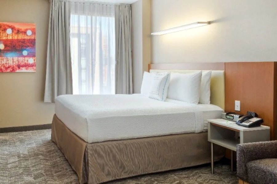SpringHill Suites by Marriott Louisville Airport — Guest room
