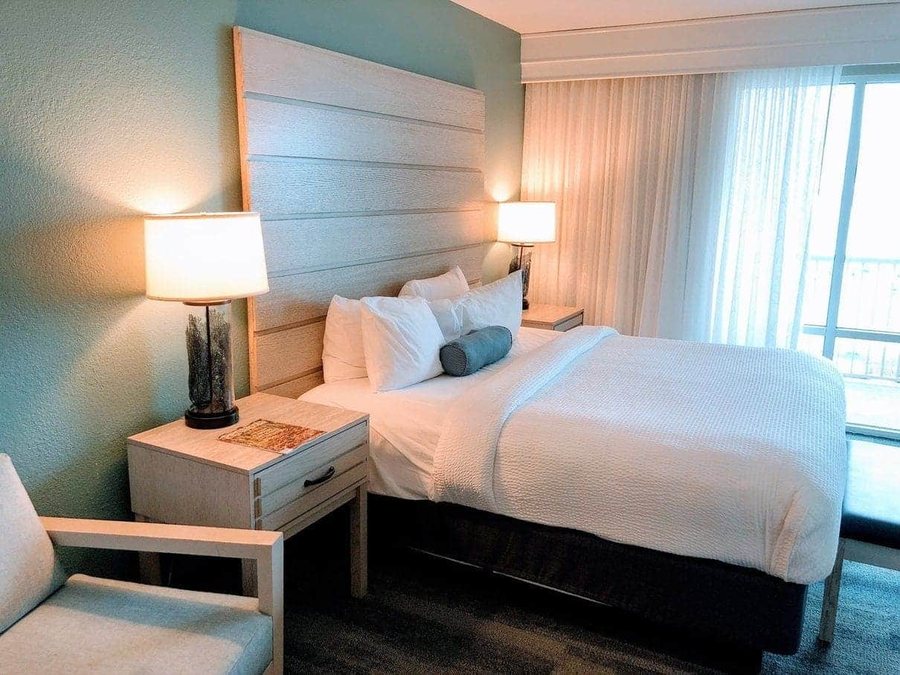 SpringHill Suites by Marriott Pensacola Beach — Guest room