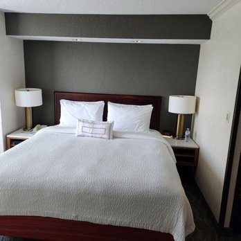 SpringHill Suites by Marriott Portland Airport — Guest room