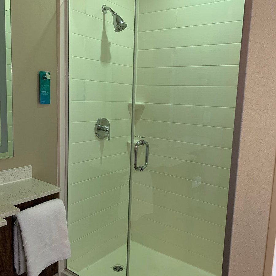 SpringHill Suites by Marriott San Antonio Northwest at The RIM — Bathroom