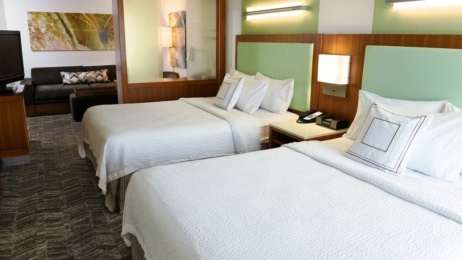 SpringHill Suites by Marriott Sioux Falls — Guest room