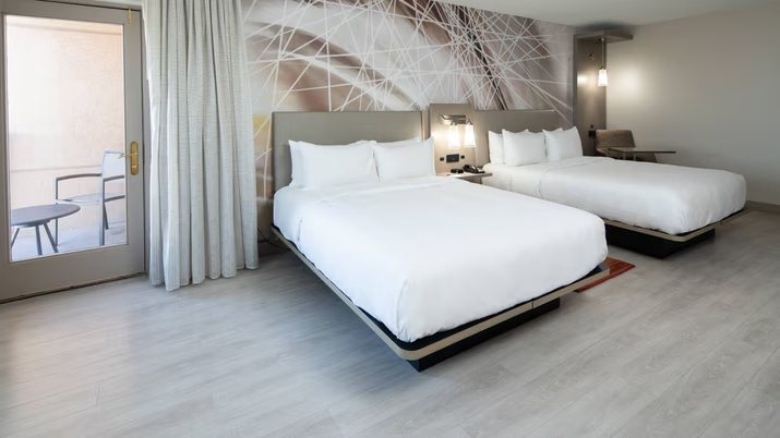 SpringHill Suites by Marriott Tucson at The Bridges — Guest room