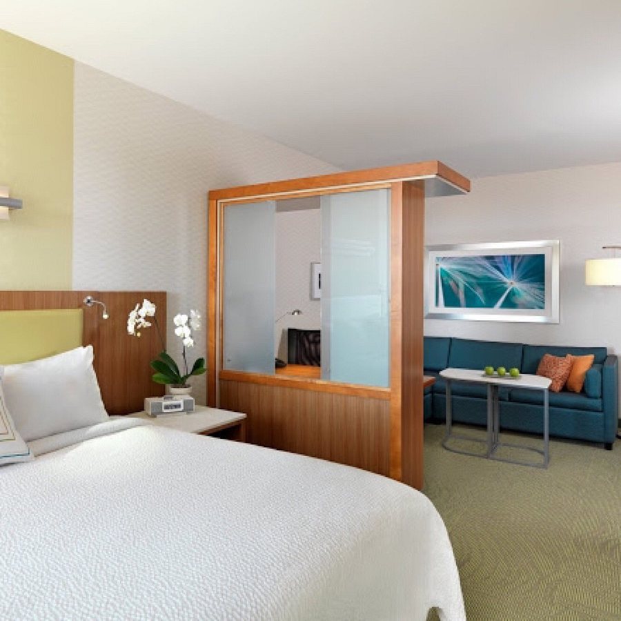 SpringHill Suites Houston I 10 West Energy Corridor — Guest room
