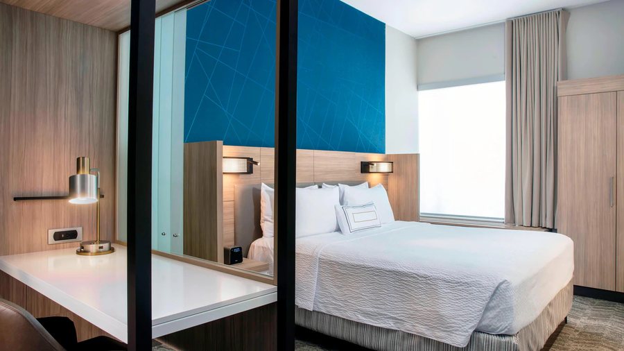 SpringHill Suites Miami Doral Miami Florida — Guest room