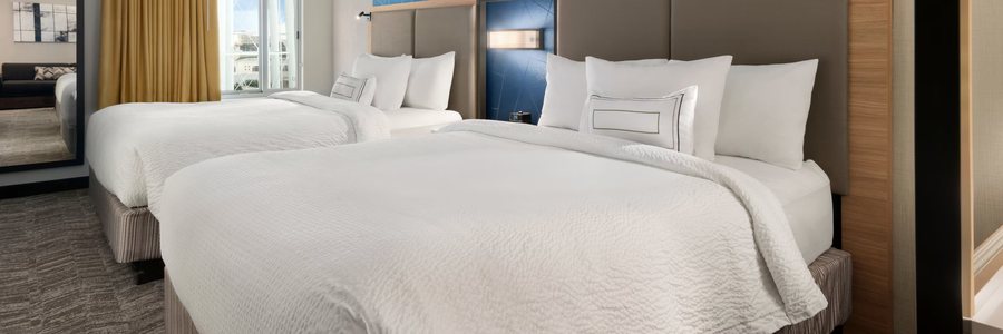 Springhill Suites Milwaukee West Wauwatosa — Guest room