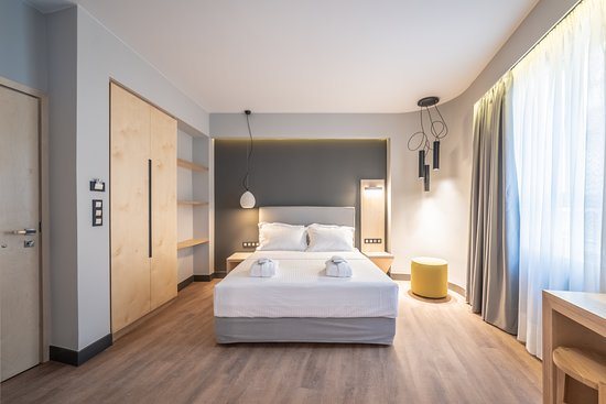 St Bjur Suites — Guest room