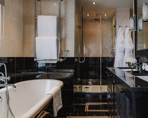 St James s Hotel and Club Mayfair — Bathroom