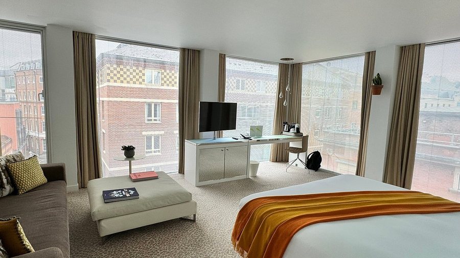 St Martins Lane London — Guest room