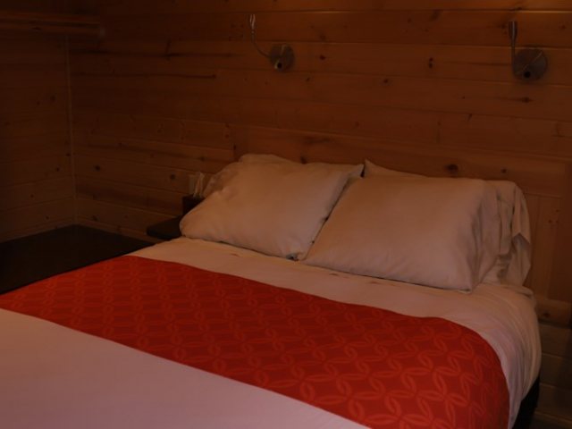 St Mary East Glacier KOA Holiday — Guest room