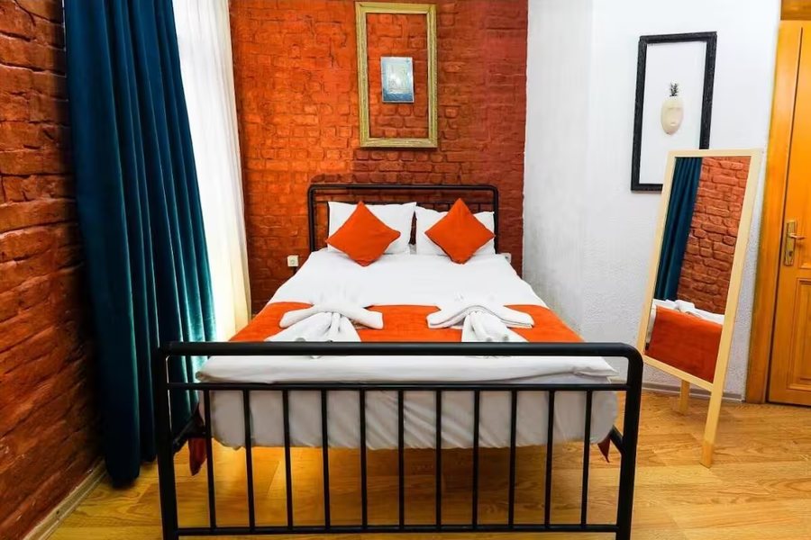 St Moscow Taksi m By Emmy Istanbul — Guest room