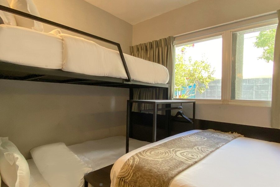 ST Signature Bugis Beach — Guest room
