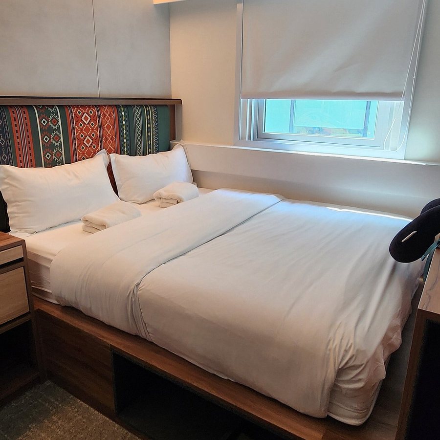 St Signature Bugis Middle — Guest room