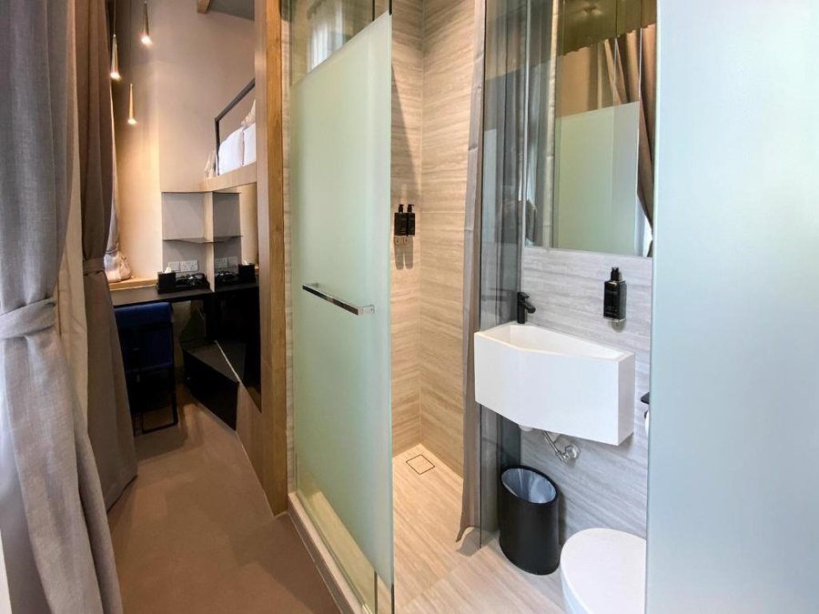 ST Signature Tanjong Pagar — Bathroom