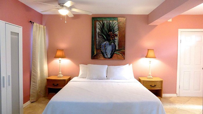 Sta n Pla Motel — Guest room