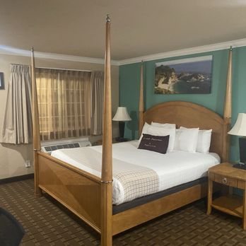 Stage Coach Lodge — Guest room