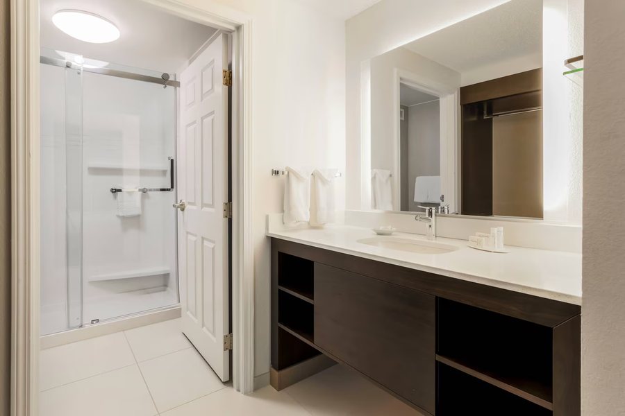 Star Motel — Bathroom