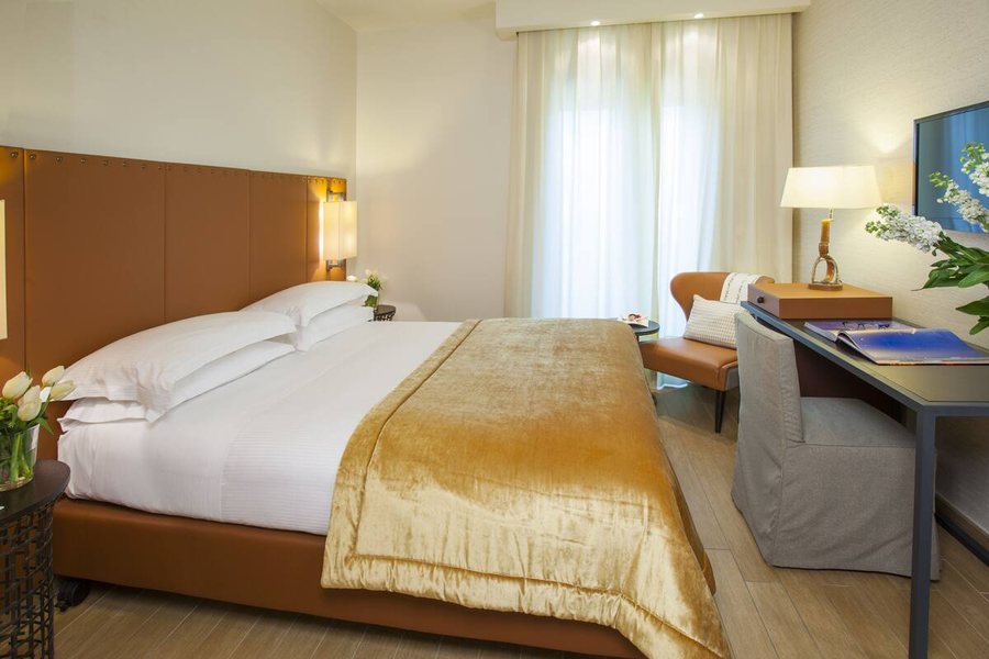 Starhotels Tuscany — Guest room