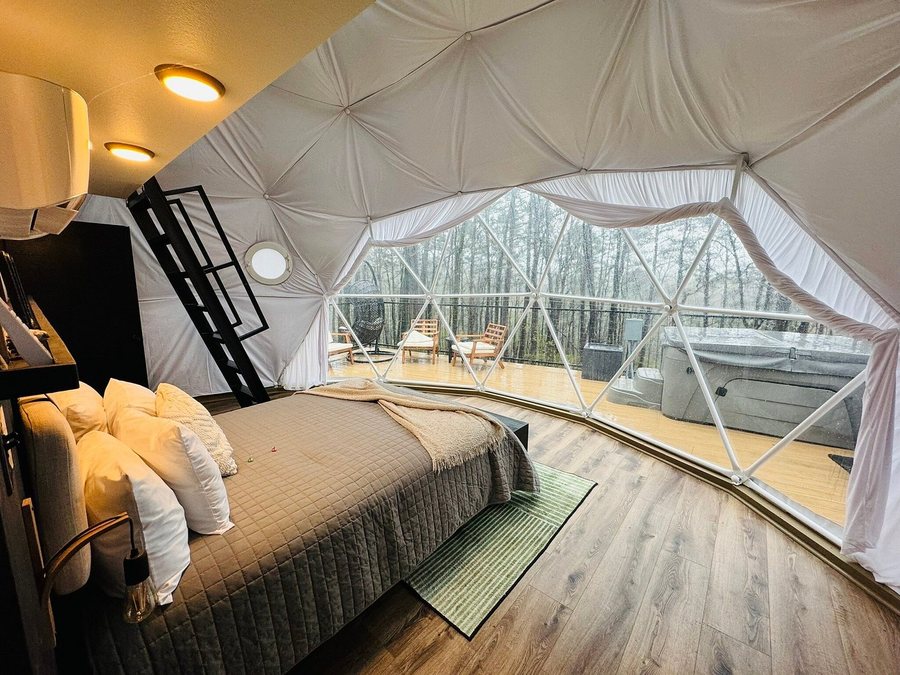 Starlight Haven Hot Springs — Guest room