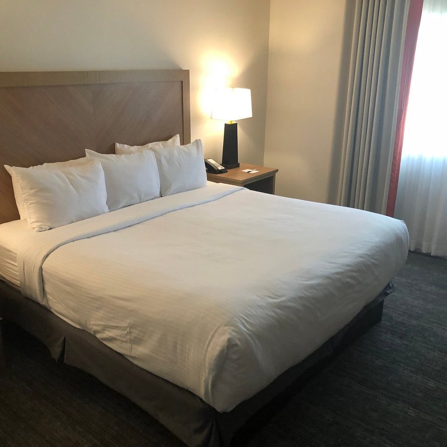 Starr Pass Golf Suites — Guest room
