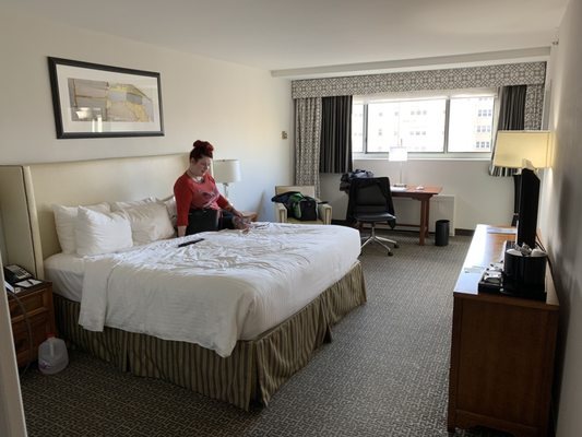 State Plaza Hotel — Guest room