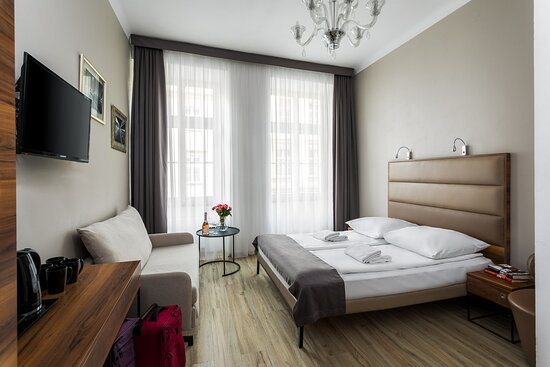 Station Aparthotel — Guest room