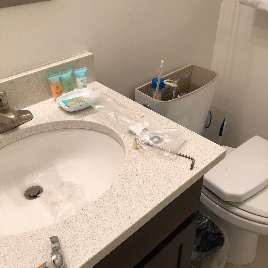 Stay Alfred at the Republic — Bathroom