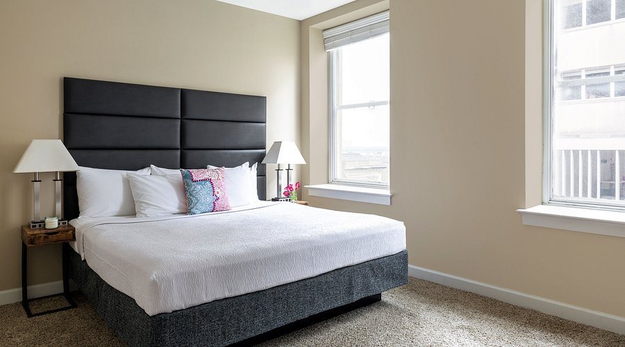 Stay Alfred on South Front Street — Guest room