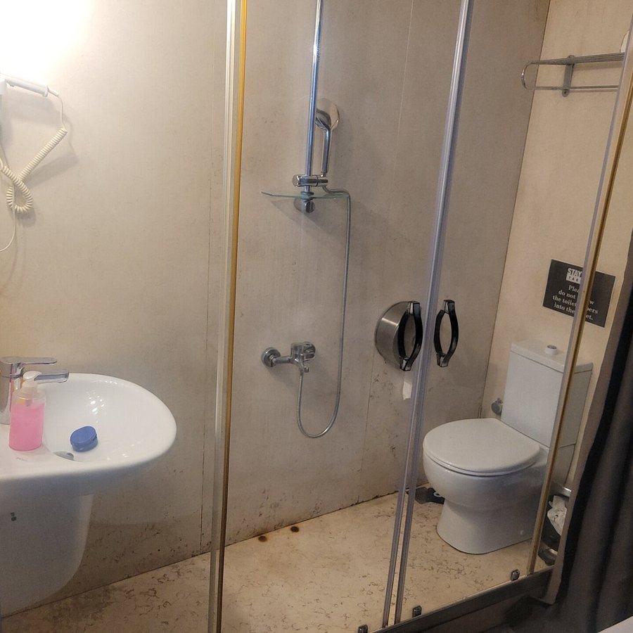 Stay Inn Taksim Hostel Istanbul — Bathroom