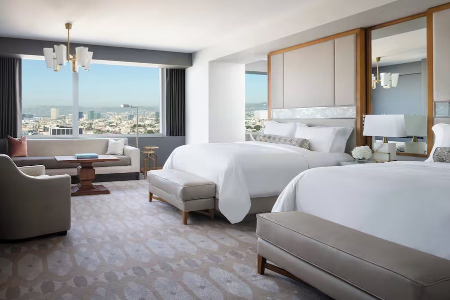 Stay on the View Los Angeles California — Guest room