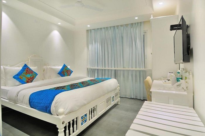 Staybook Hotel Nitya Maharani — Guest room