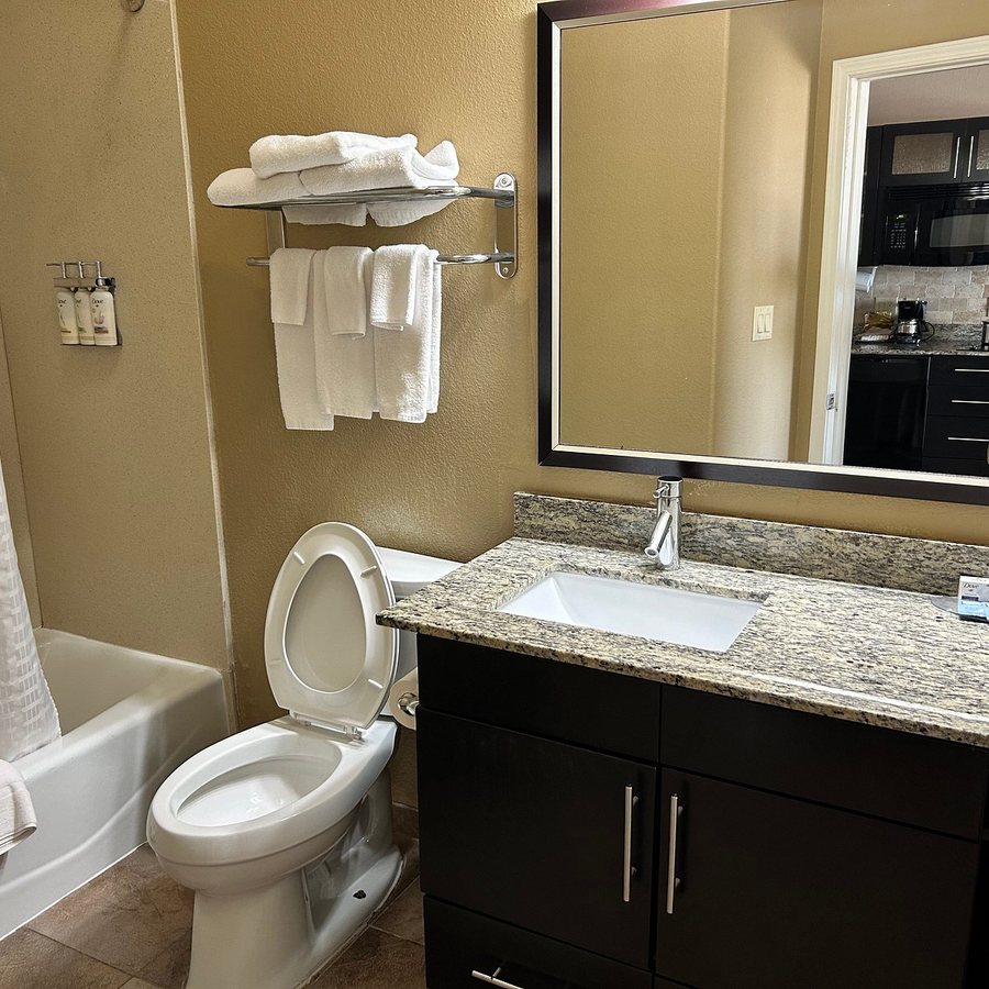 Staybridge Suites Amarillo Western Crossing by IHG — Bathroom