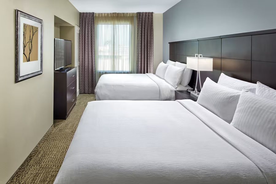 Staybridge Suites Anaheim at the Park by IHG — Guest room