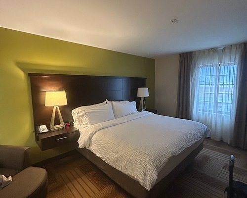 Staybridge Suites Cheyenne By IHG — Guest room