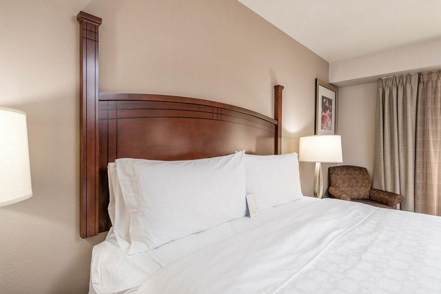 Staybridge Suites Columbia Baltimore by IHG — Guest room