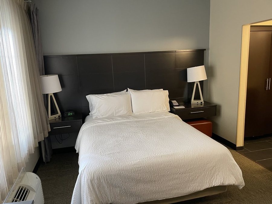 Staybridge Suites Fort Worth Fossil Creek by IHG — Guest room