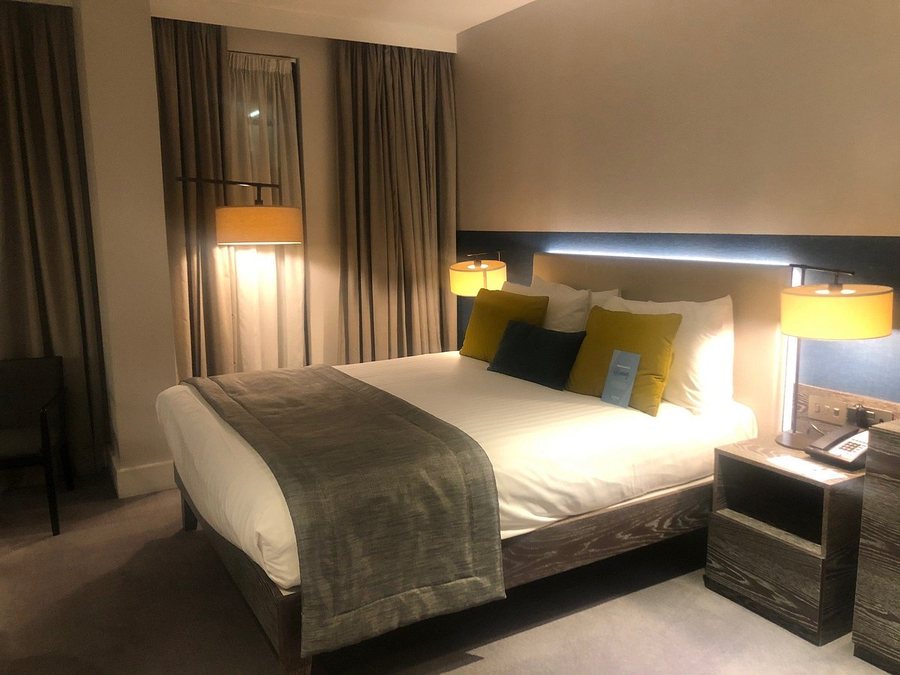 Staybridge Suites London Vauxhall by IHG — Guest room
