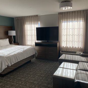 Staybridge Suites Nashville Franklin by IHG — Guest room