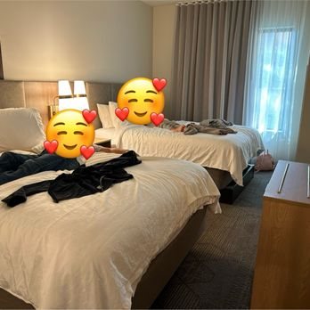 Staybridge Suites Temecula Wine Country by IHG — Guest room