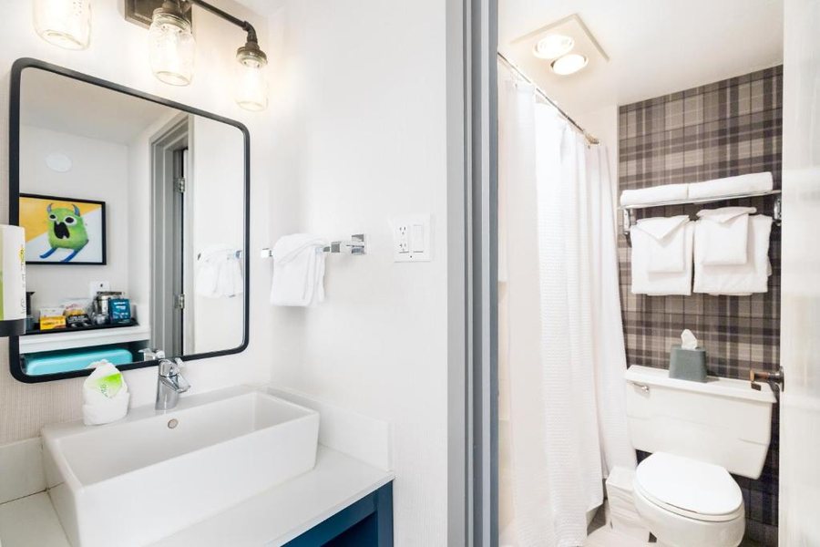 Steamboat Grand — Bathroom