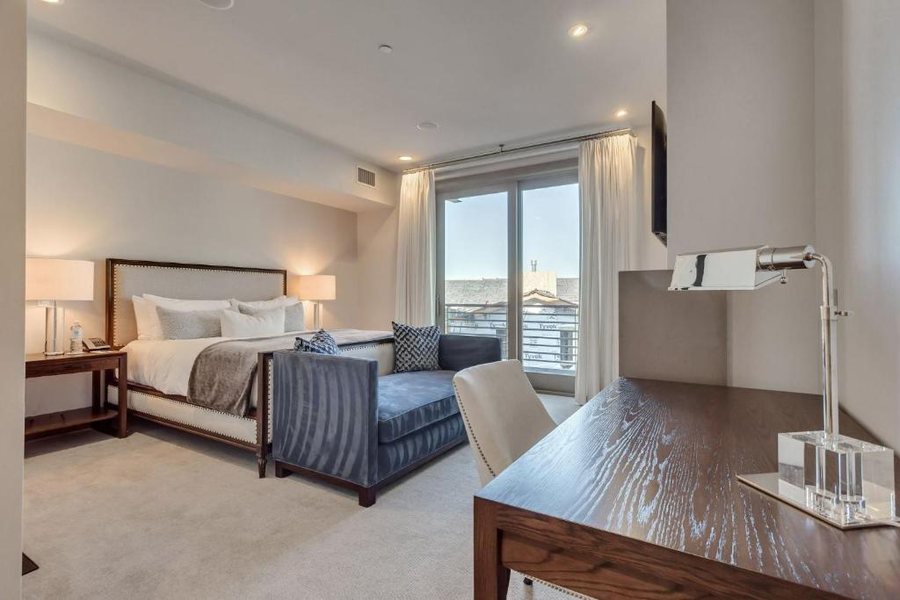 Stein Eriksen Residences — Guest room