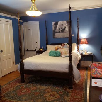 Stepping Stone Inn — Guest room