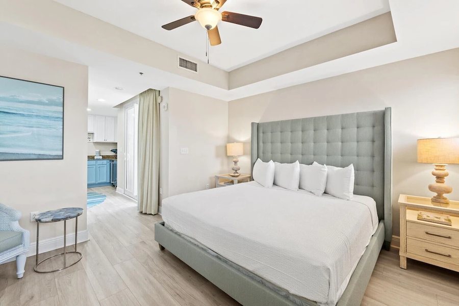 Sterling Breeze — Guest room